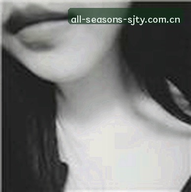 李薇